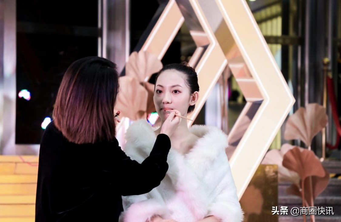 凯瑞商都新世纪百货优惠券,新世纪百货凯瑞商城团购