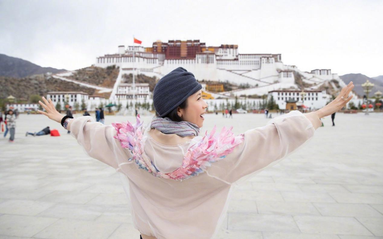 人人都爱的*藏西**，什么时候才能等到你的到来呀？