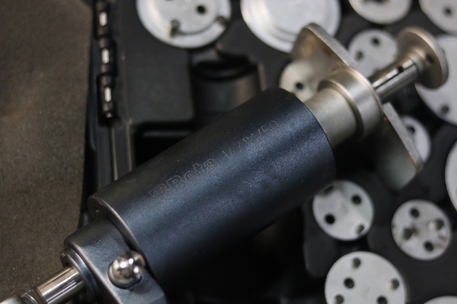 怪兽修车老车翻新视频,怪兽修车老车翻新天津