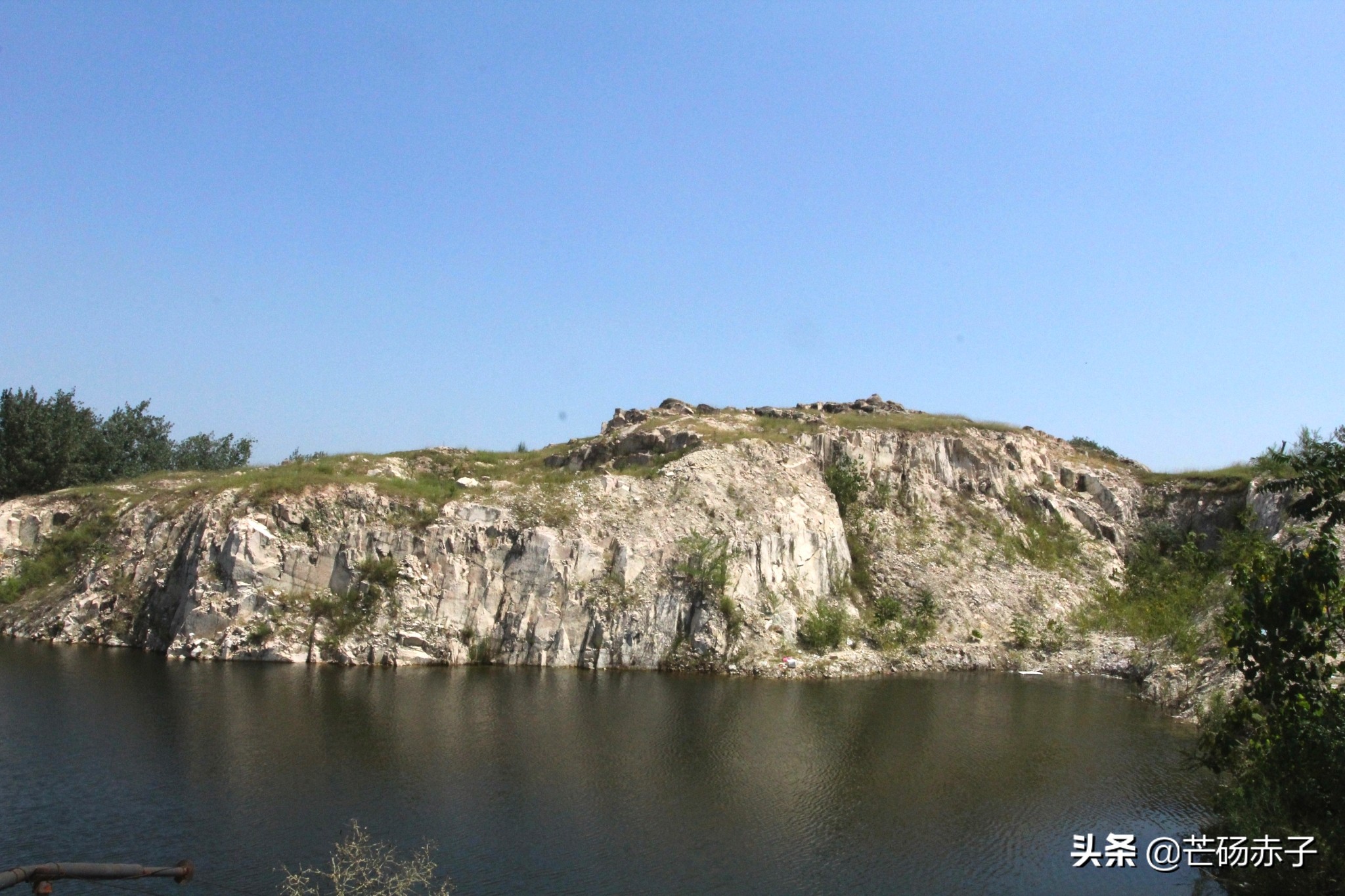 芒砀群山是怎样形成的,芒砀山和什么山相连
