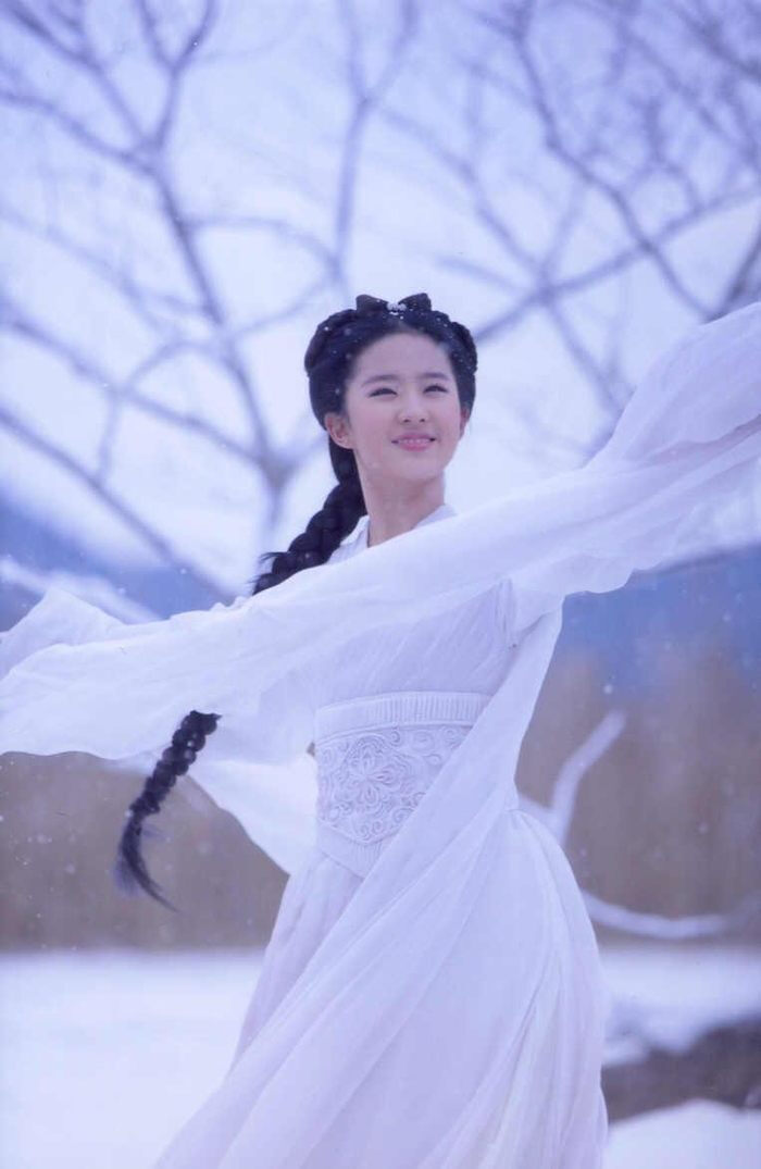 神雕侠侣小龙女为什么消失了16年,神雕侠侣小龙女在谷底16年