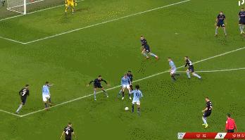 00后停球失误变破门，京多安助攻大四喜，曼城7球横扫英冠球队
