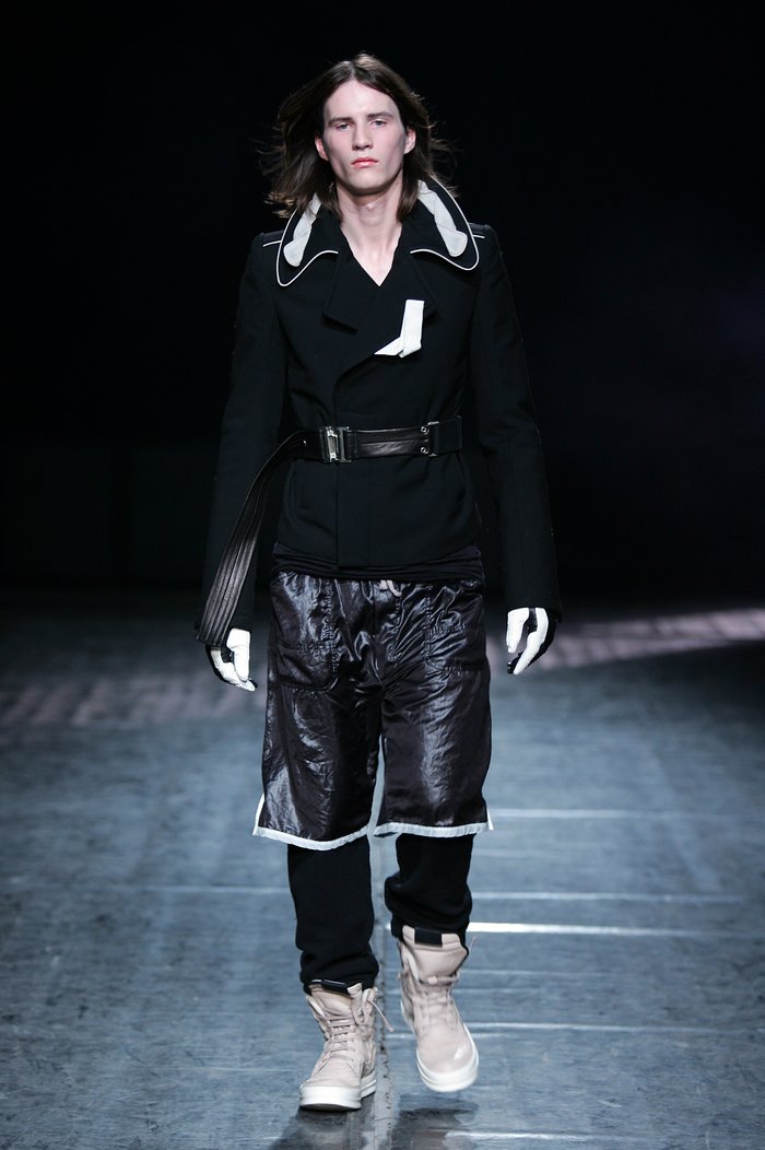 rickowens哪一双鞋底最高,rickowens鞋子鞋底硬吗