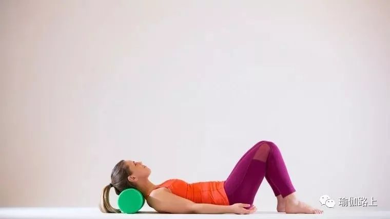 跑步感觉僵硬怎么拉伸,正确的拉伸能缓解腿僵硬吗