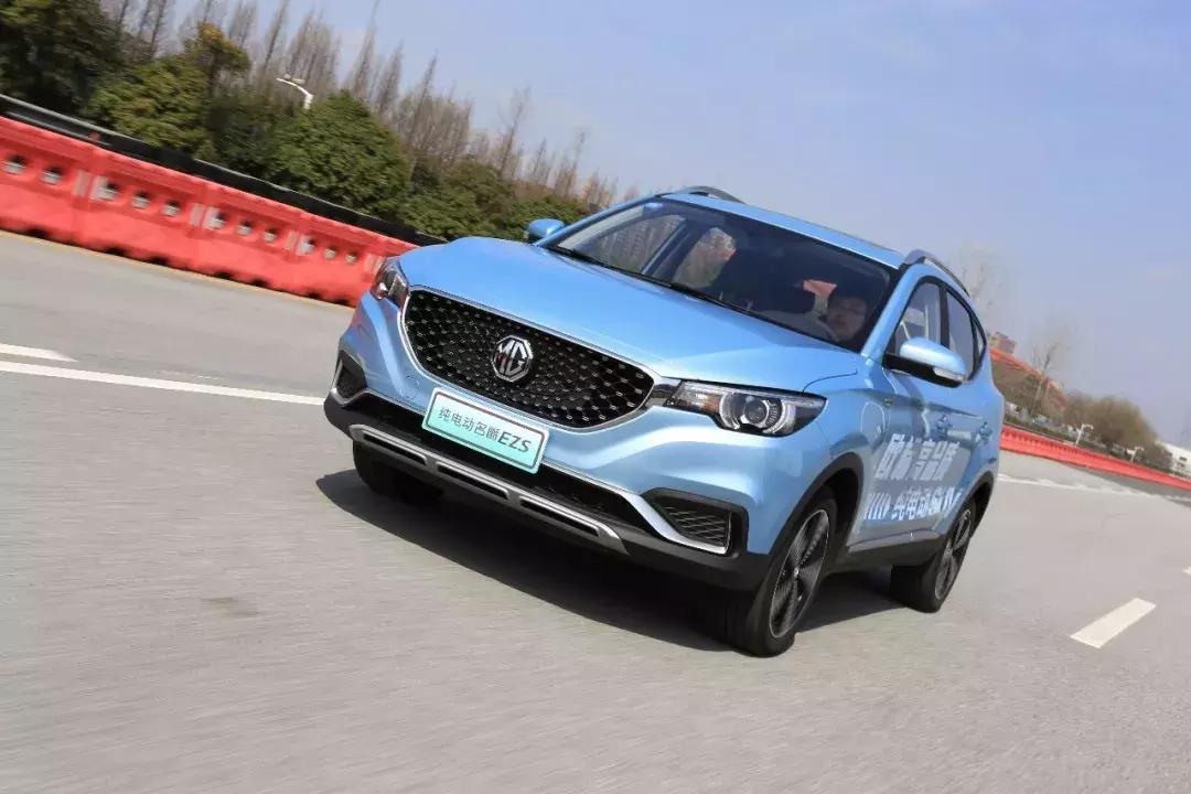 能开400km的纯电动小型suv,一款惊艳的纯电动suv