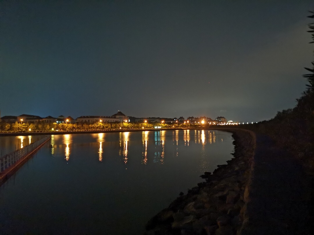 华为mate20对比荣耀v20液冷散热,荣耀magic2和v20和20pro哪个值得买