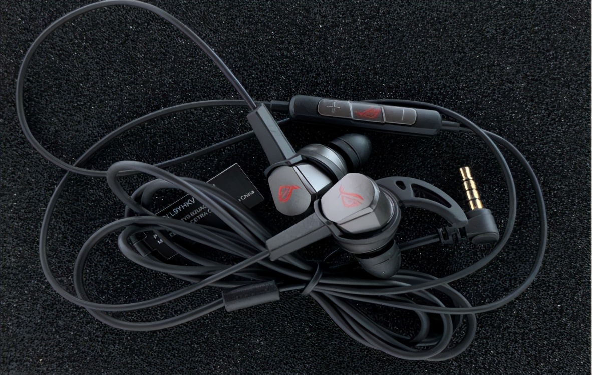 百元入耳式游戏耳机排名,入耳式游戏耳机推荐100以内测评