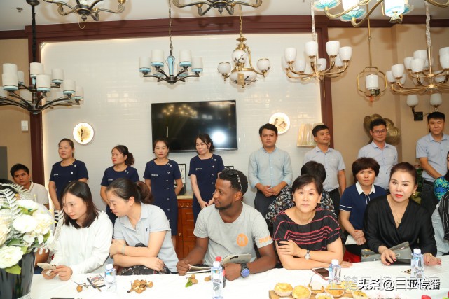 体验健康照明乐享幸福人生——上海企一健康照明入驻三亚宏达灯饰