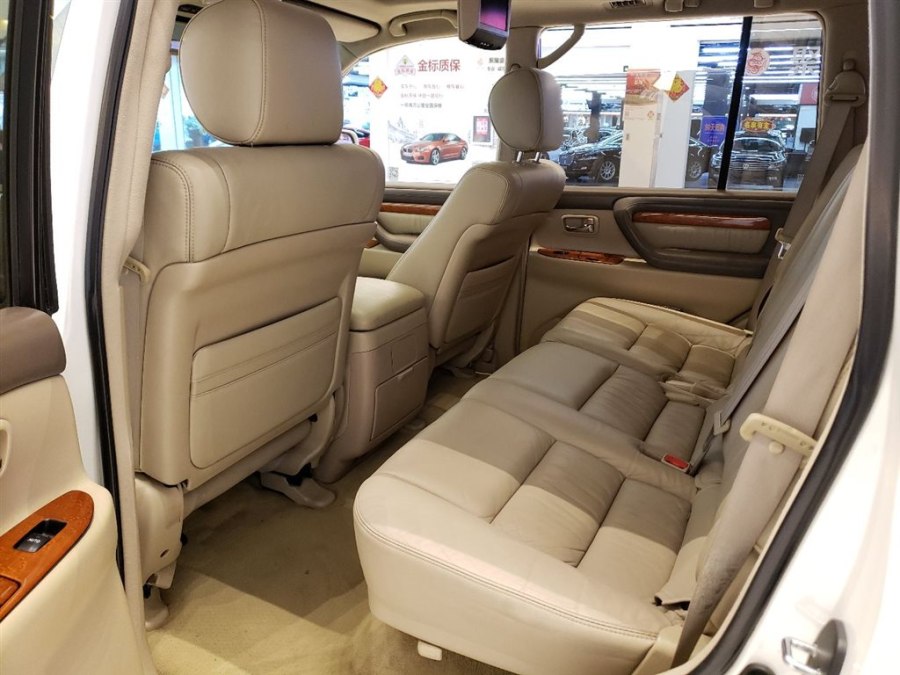 丰田陆巡对比沃尔沃xc60,丰田陆巡和雷克萨斯570哪个好