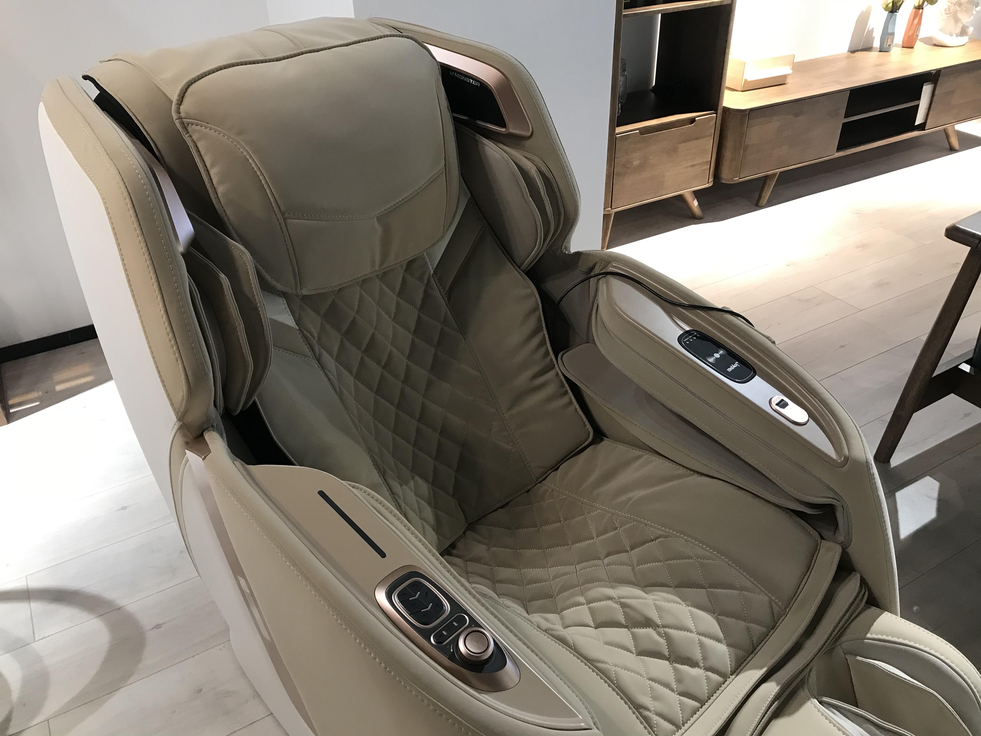 joypal皇爵ai音律按摩椅评测,小米智能ai按摩椅荣泰6610