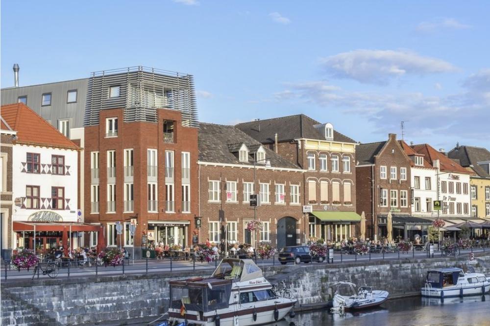 境外上市的证券公司,境外上市招股书