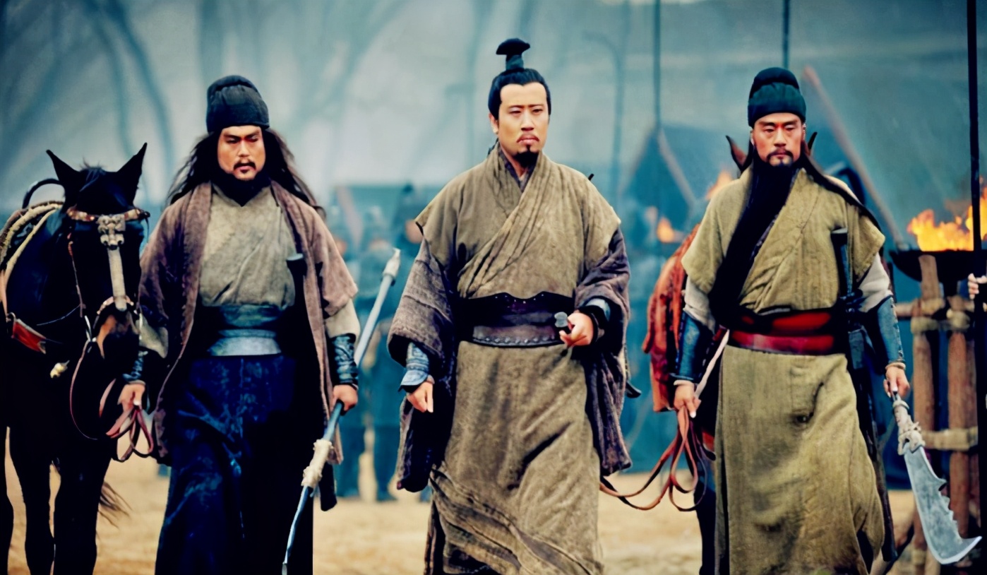 关羽身长八尺刘备身长九尺,汉尺揭秘关羽身高