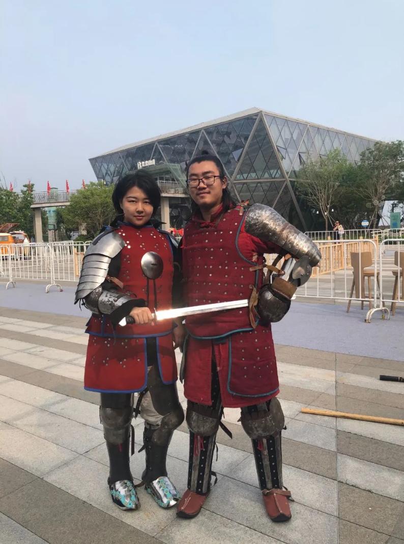 全甲格斗女队员,全甲格斗中国队为黄种人争光