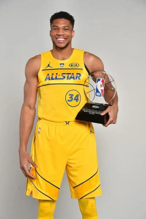 字母哥东契奇谁是联盟第一人,字母哥约基奇联盟第一人