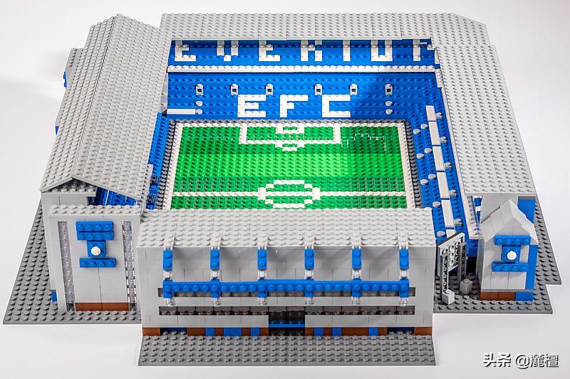 乐高曼联老特拉福德足球场,用积木拼足球球场