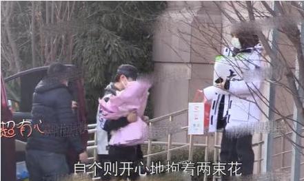 章子怡二胎孕肚写真曝光,章子怡产前写真曝光孕味十足