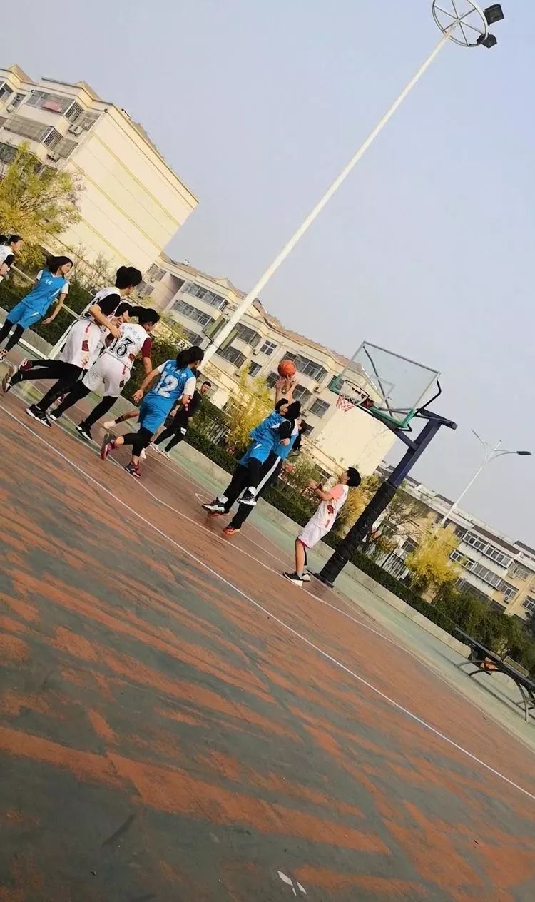 閾块數鐜懓宸惧讣涓嶈椤荤湁,寰峰窞浜斾腑绡悆鑱旇禌