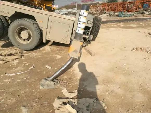 吊车大臂伸缩油缸弯曲严重会断吗,吊车油缸弯