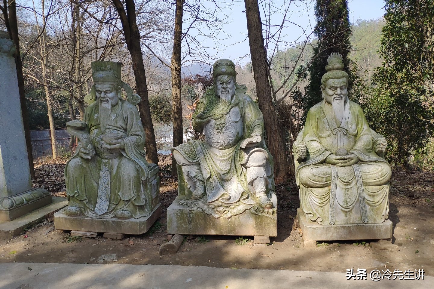 财神爷摆放有什么讲究和忌讳,观音摆放右边还是财神爷摆放右边