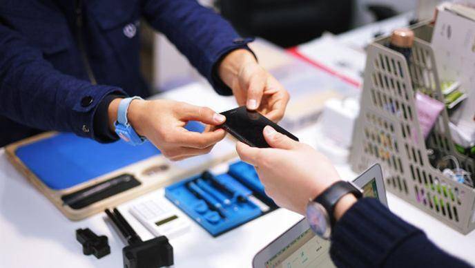 手机进水断触怎么解决oppo,手机进水怎么处理屏幕失灵oppo