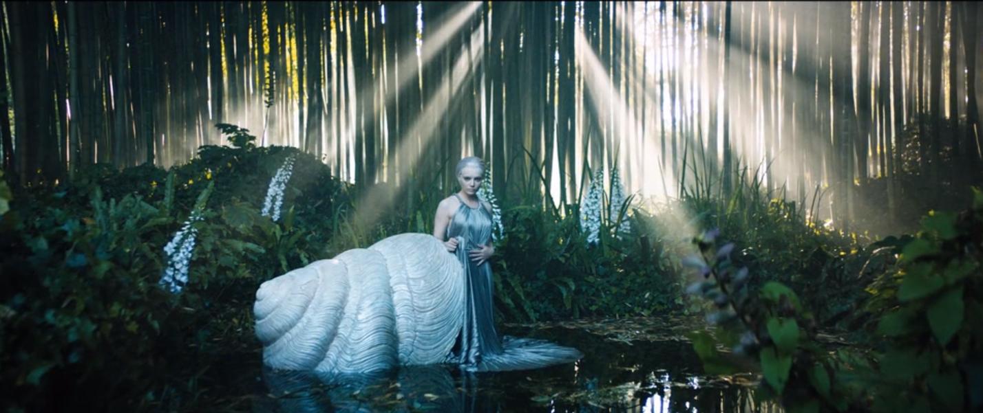 走进众神时代的唯美童话,Dior高订的14分钟到底在讲什么?