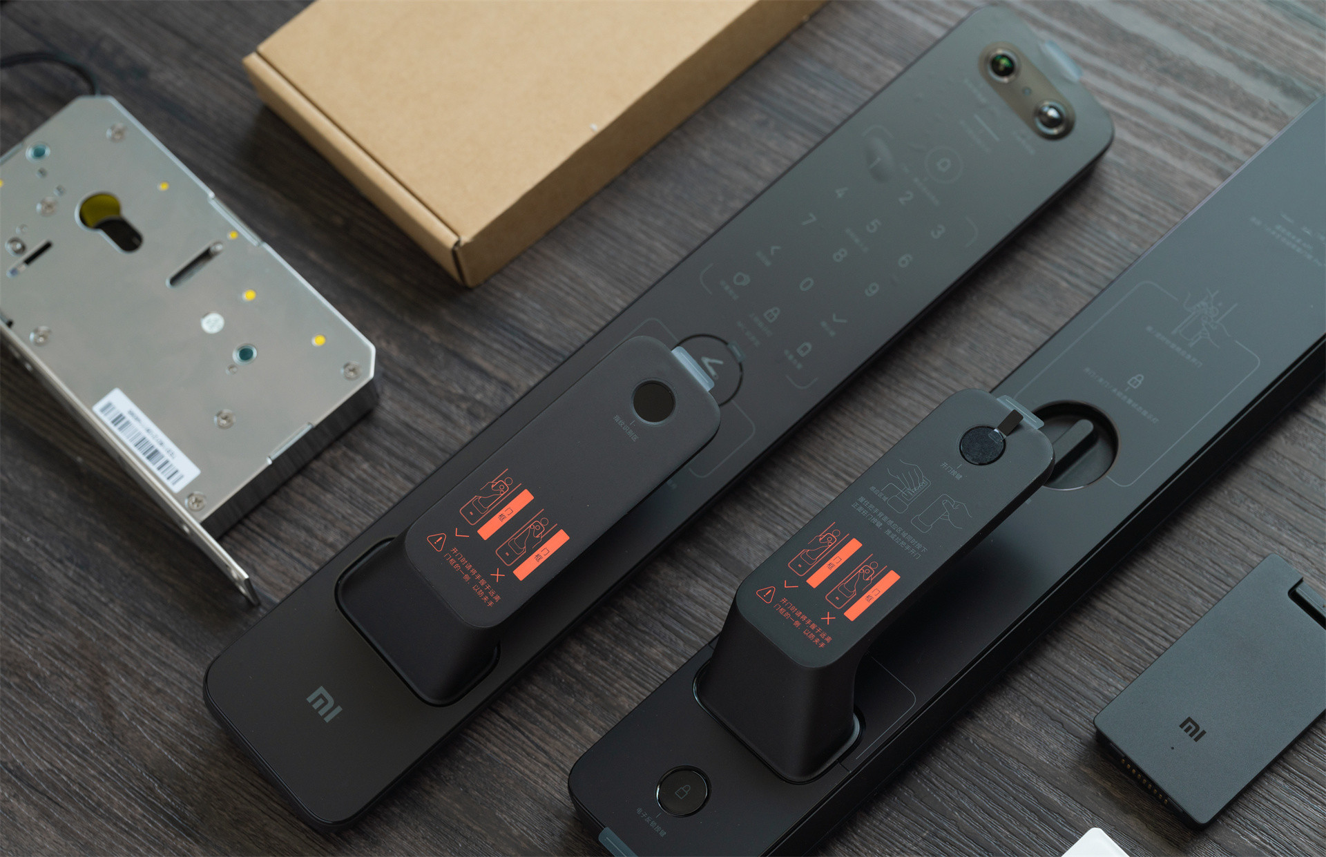 该不该用智能门锁,小米智能门锁pro门锁换电池