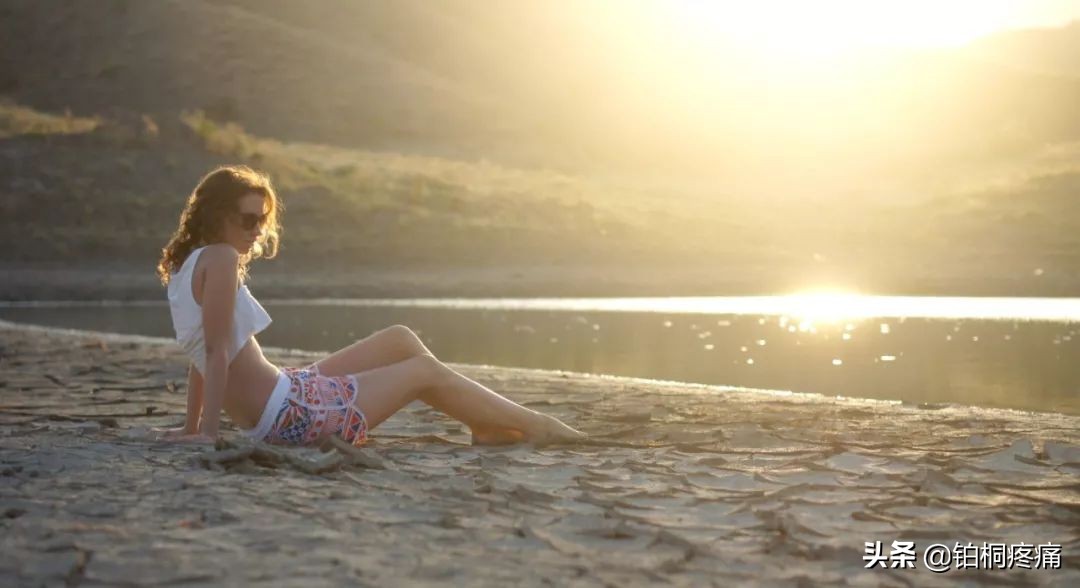 夏天淋雨后头痛怎么办,夏天一吹风就头痛怎么回事