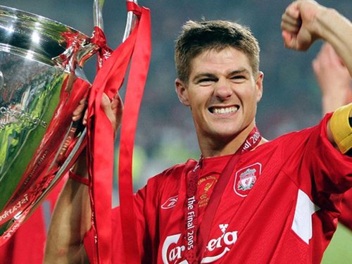 英超第一位亚洲队长,40岁英超传奇队长