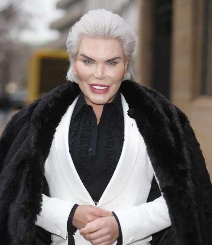 为了变美减掉自己的肉,为了身材变美坚持锻炼