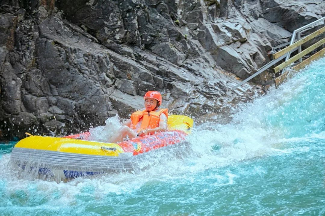 最刺激的水上乐园漂流,浙江刺激的水上乐园加漂流