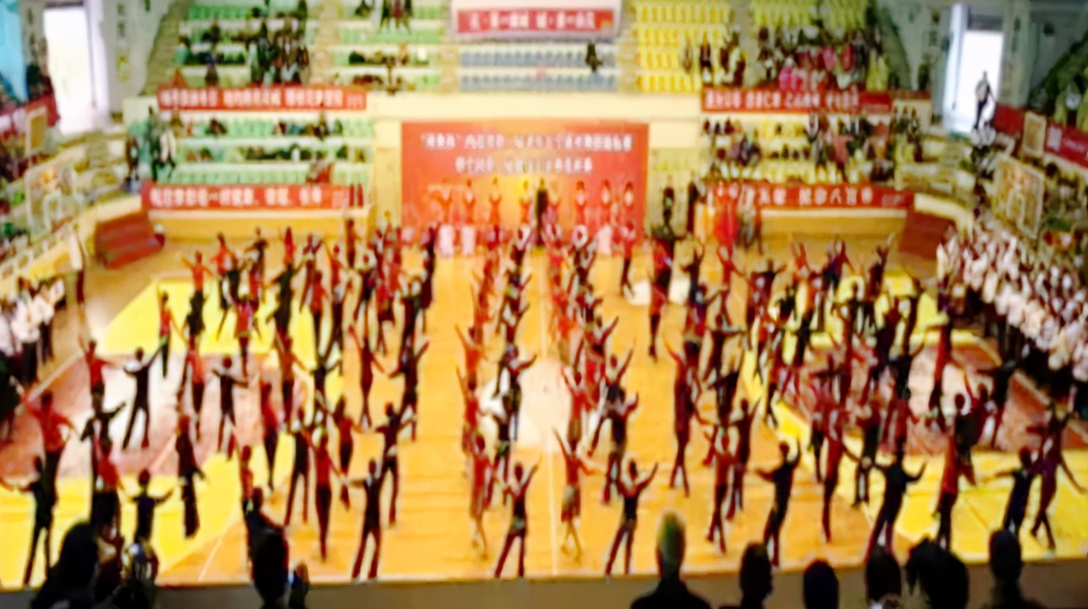 风雨历程一记郭玉清，田世英与规范交谊舞20周年回顾（二）