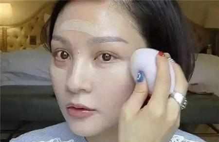 气垫上妆不均匀怎么办,什么气垫既持妆又不卡粉