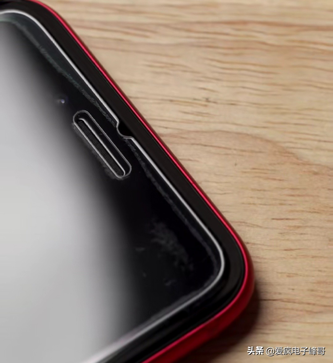 SE2换屏有弹窗吗？原彩能修复吗？换小8的屏有3DTouch吗