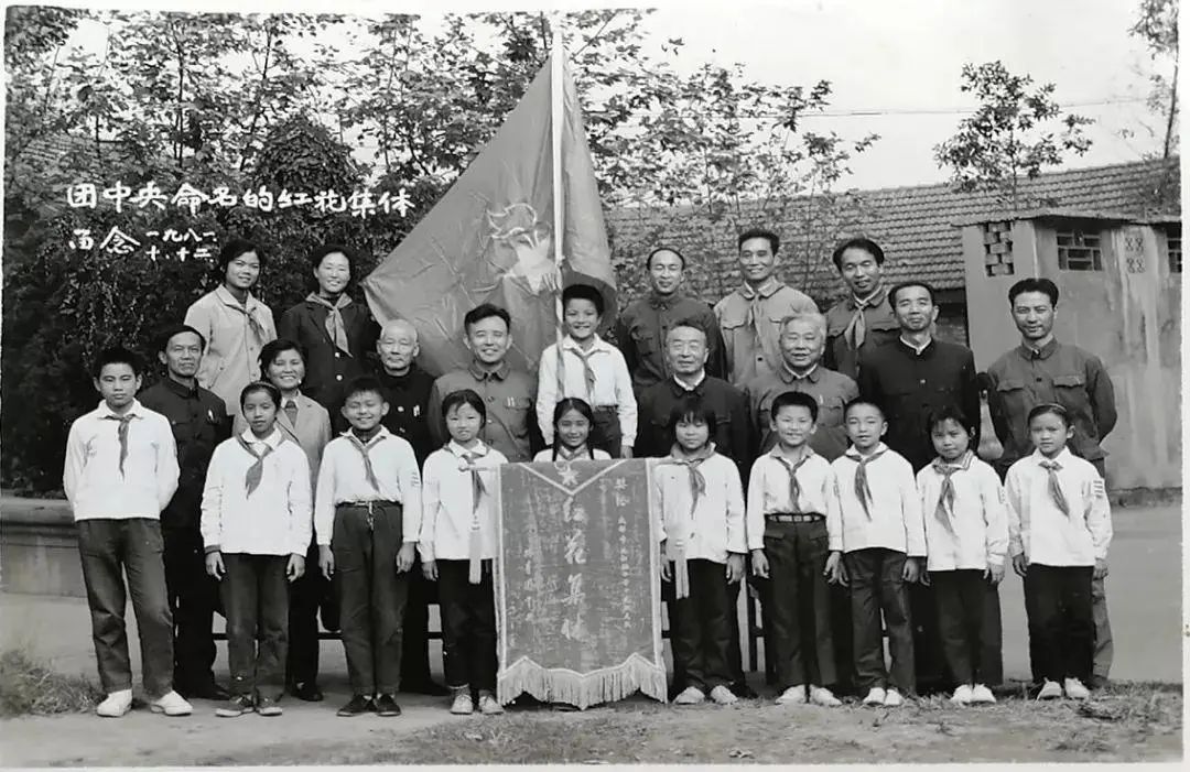 成都学校老照片,成都军区军医学校老照片