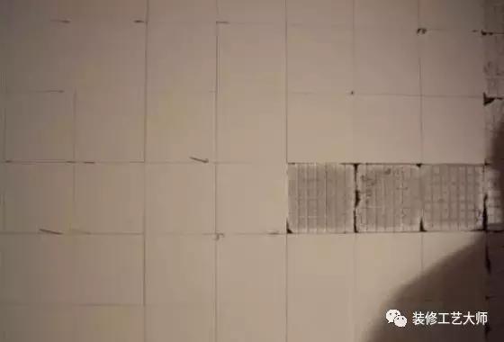 入住一年墙砖掉了,入住后墙砖空鼓脱落