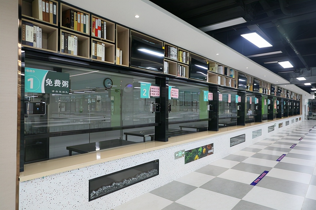 三“心”构筑食堂济南实验高级中学,济钢高中兴隆校区喊你吃饭啦