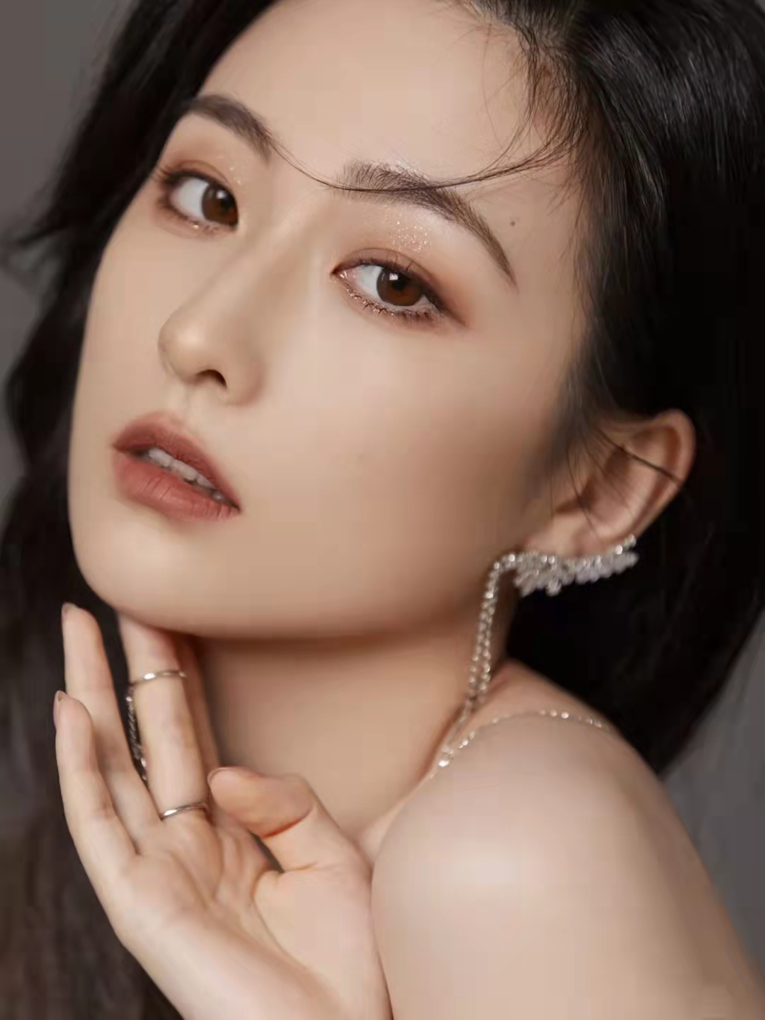 美女素材照片高清无水印,热门美女图片素材手机摄影