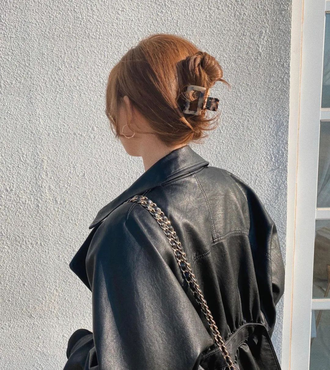 韩国女孩很会化妆,韩国东大门头饰