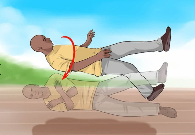 蹲下后背摔技巧,侧腰摔了怎样锻炼