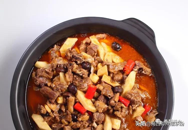 笋焖鸭子做法,腐竹莴笋焖鸭