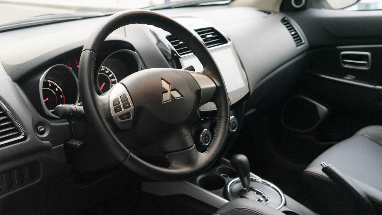 不要柔柔弱弱就要轰轰烈女汉子告诉你为啥选劲炫