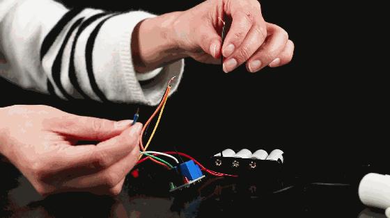 科技制作自动饮水机教程视频,科技小制作自动饮水机