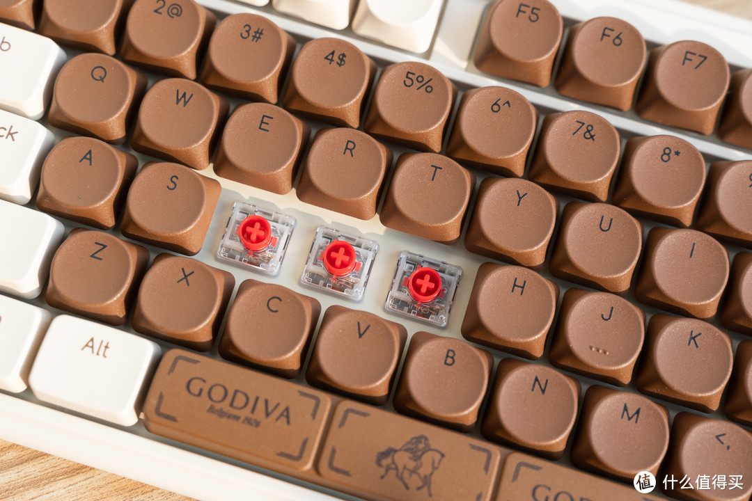618键盘购买指南：国产外设品牌，高颜值特色键盘盘点