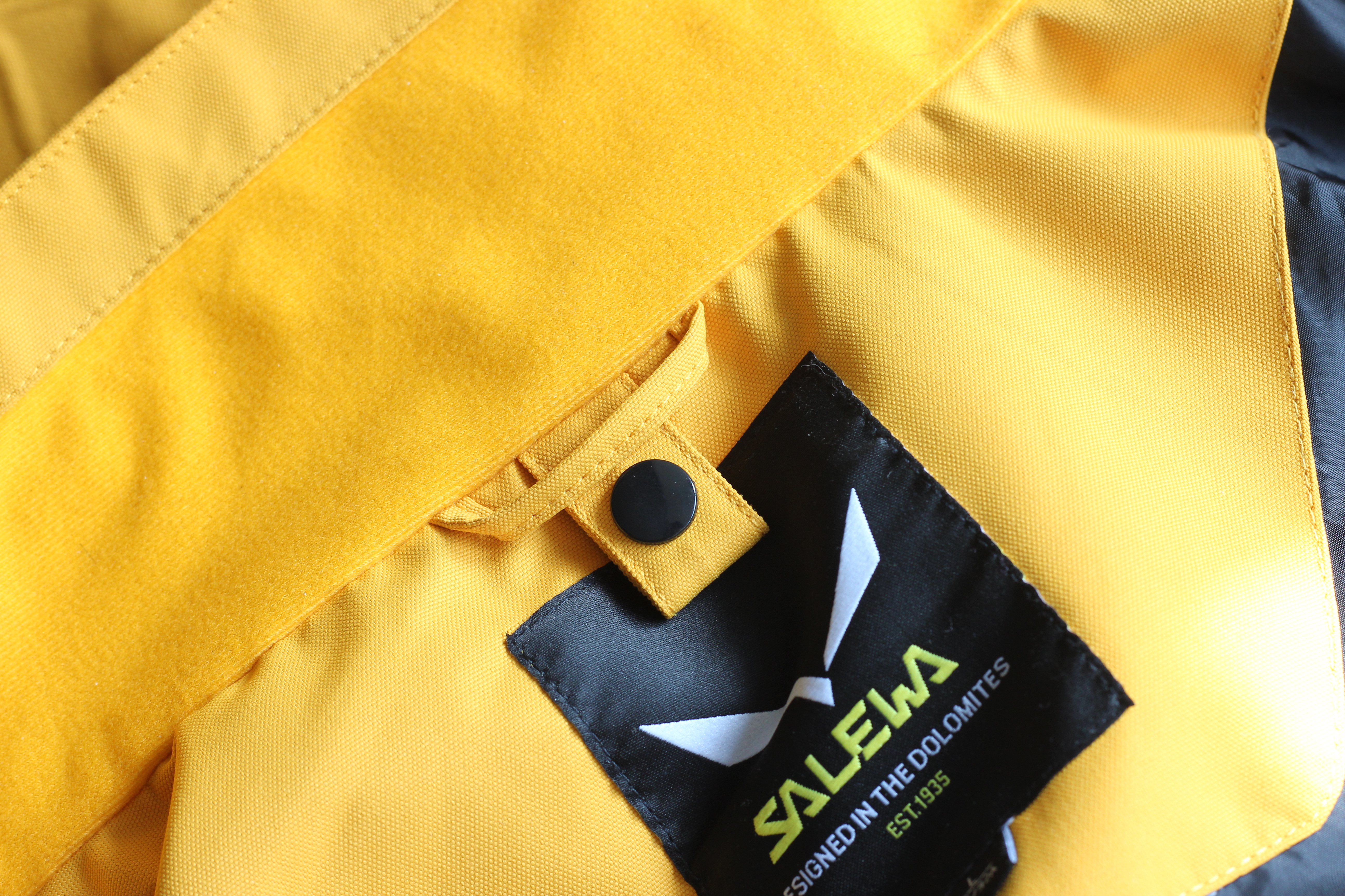 沙乐华冲锋衣高清图片,沙乐华冲锋衣怎么样