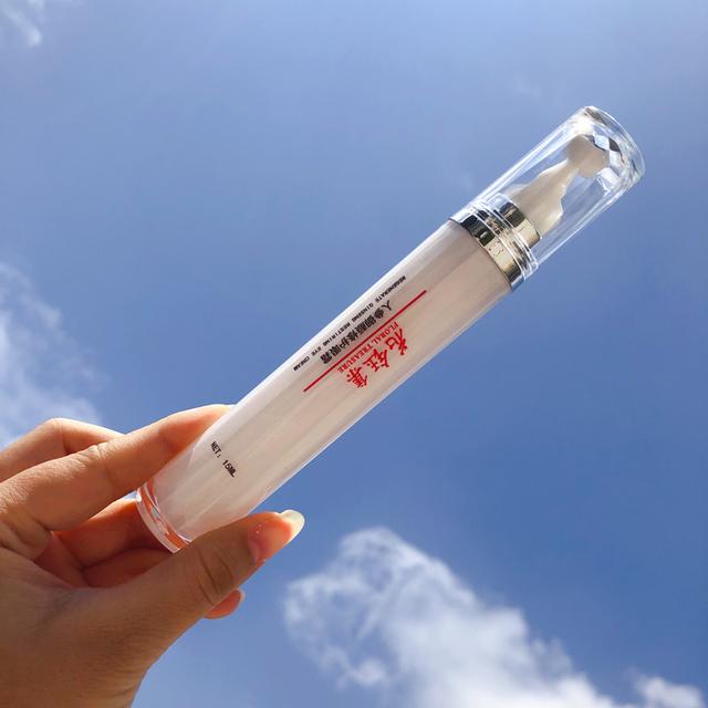 去眼袋皱纹眼霜有哪些,去眼袋眼部皱纹哪种眼霜好