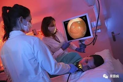 做胃镜怎样配合医生才不感觉痛苦,做胃镜的医生说不严重靠谱吗