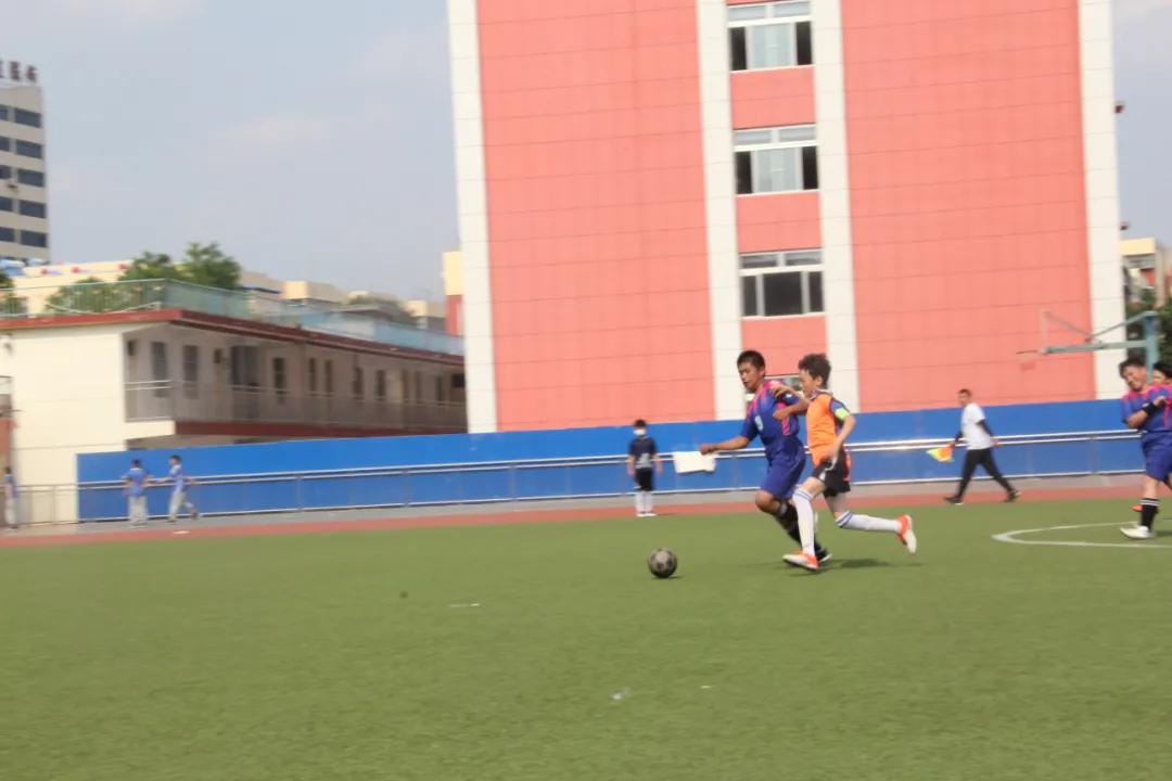 枣庄市立新小学第三届“校长杯”足球联赛圆满落下帷幕
