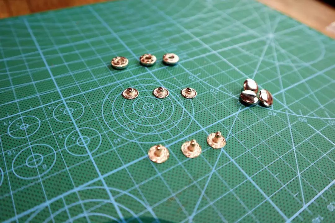 爱马仕皮包修复视频,修复爱马仕皮带扣