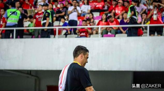 战绩不佳主教练学习企业文化许家印的管理自信停不下来