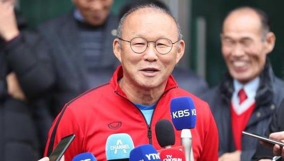 许家印金元足球讲话视频,许家印金元足球最高年薪